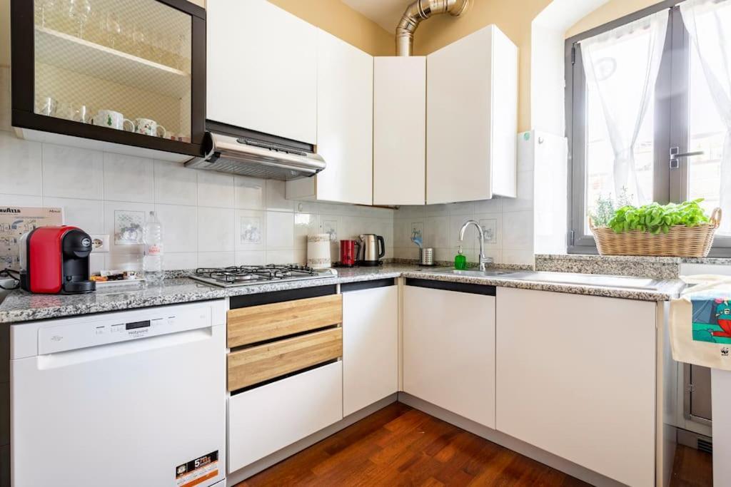 Casa Di La Spezia, * La Spezia